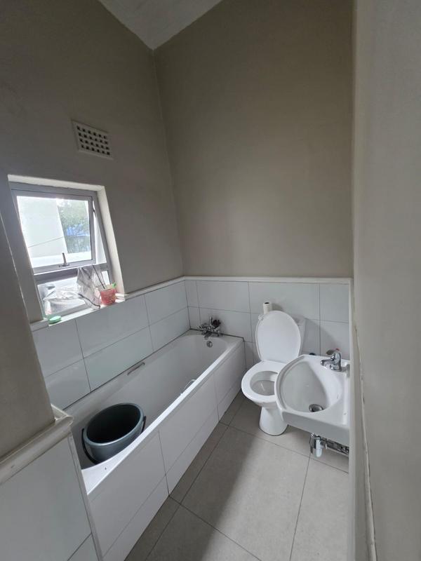 3 Bedroom Property for Sale in Maitland Western Cape